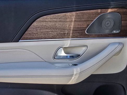 New 2026 Mercedes-Benz GLE 63 AMG S image 31