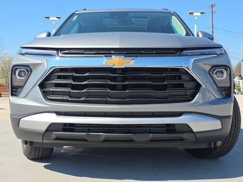 New 2026 Chevrolet TrailBlazer LT FWD image 12