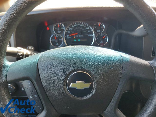 Used 2025 Chevrolet Express 2500 w/ Driver Convenience Package RWD image 14