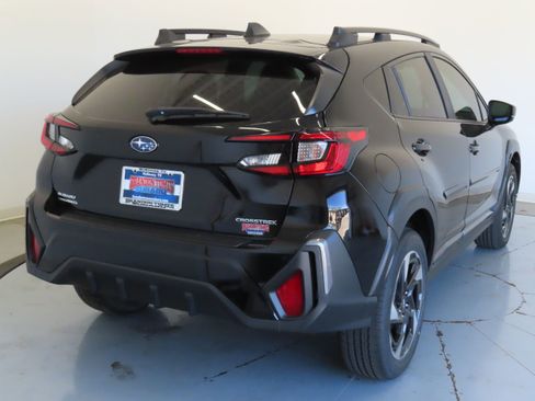 New 2025 Subaru Crosstrek 2.5i Limited w/ Crosstrek Mirror Package image 3