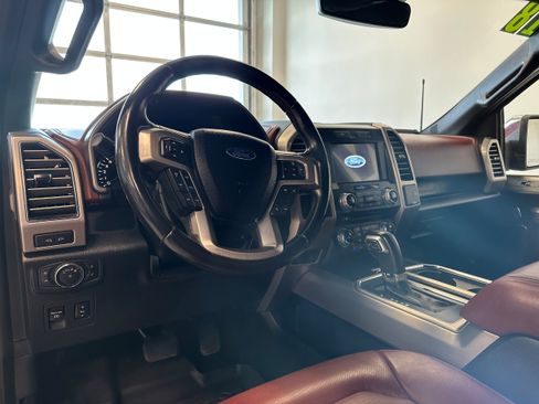 Used 2018 Ford F150 Platinum AWD/4WD image 10