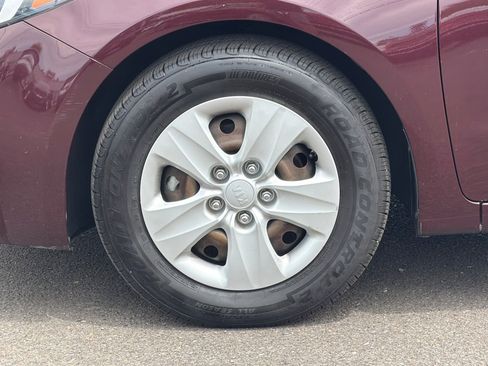 Used 2018 Kia Forte LX FWD image 24