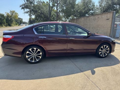 Used 2015 Honda Accord Sport image 31