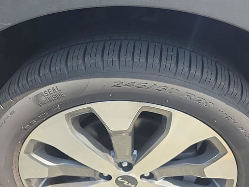 Used 2022 Kia Telluride EX w/ EX Premium Package AWD/4WD image 85