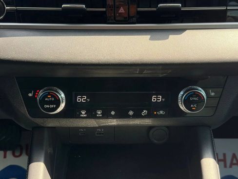 Used 2023 Mitsubishi Outlander SE FWD image 24