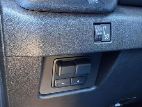 New 2026 GMC Canyon Elevation w/ Convenience Package image 14