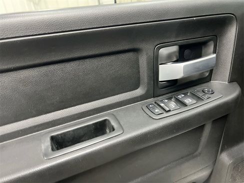 Used 2019 RAM 3500 Tradesman image 20