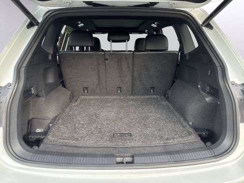 Used 2022 Volkswagen Tiguan SEL R-Line AWD/4WD image 27