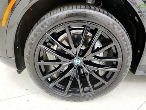 Used 2025 BMW X6 xDrive40i w/ Executive Package AWD/4WD image 75