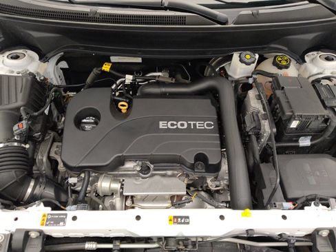 Used 2019 Chevrolet Equinox LT FWD image 30