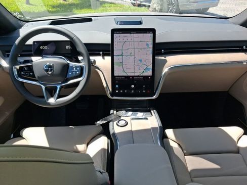 New 2026 Volvo EX90 Plus RWD image 6