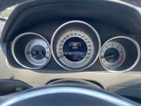 Used 2013 Mercedes-Benz C 250 Sedan image 16