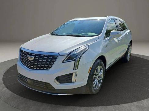 Used 2022 Cadillac XT5 Premium Luxury w/ Technology Package AWD/4WD image 1