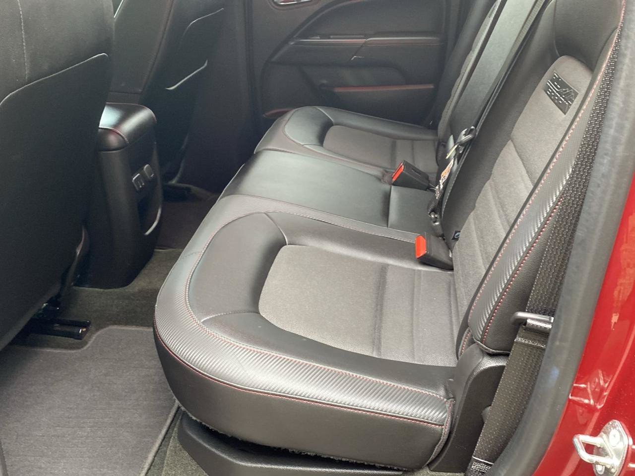 Used 2017 GMC Canyon SLE w/ All Terrain X Package AWD/4WD image 9