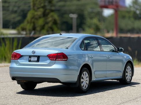 Used 2012 Volkswagen Passat 2.5 S FWD image 9