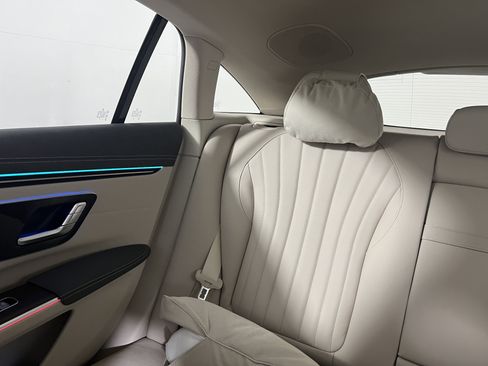 Used 2023 Mercedes-Benz EQS 450+ Sedan image 13