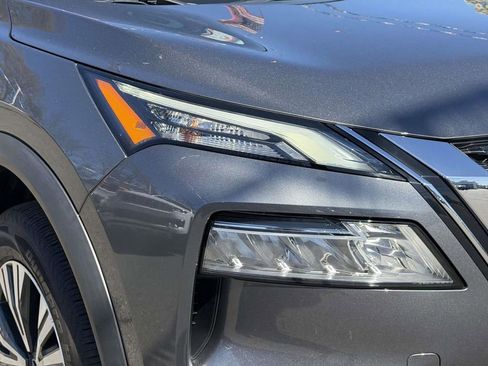 Used 2023 Nissan Rogue SV AWD/4WD image 12
