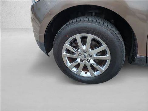 Used 2013 Ford Edge Limited AWD/4WD image 24