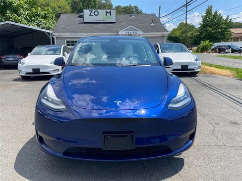 Used 2023 Tesla Model Y Long Range AWD/4WD image 9