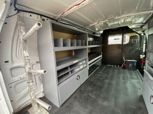 Used 2014 Ford E-150 and Econoline 150 image 7