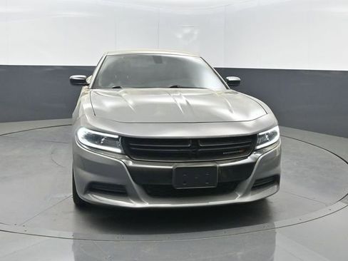 Used 2018 Dodge Charger SXT w/ Blacktop Package image 31