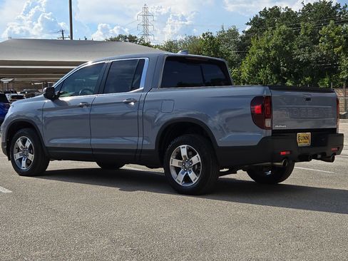 Used 2025 Honda Ridgeline RTL image 5