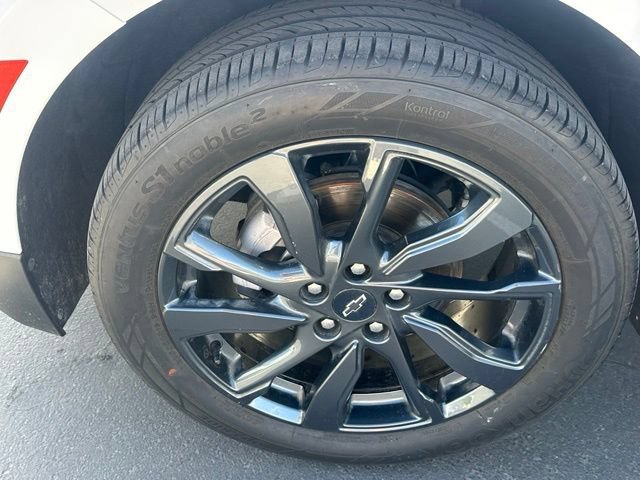 Used 2023 Chevrolet Equinox RS AWD/4WD image 14