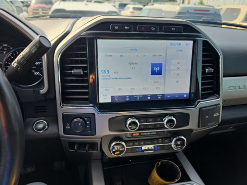 Used 2022 Ford F250 Lariat w/ Lariat Ultimate Package AWD/4WD image 21