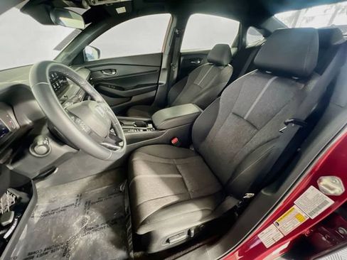 Used 2025 Honda Accord Sport image 10