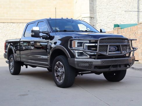Used 2022 Ford F250 King Ranch w/ King Ranch Ultimate Package AWD/4WD image 2