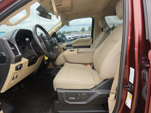 Used 2015 Ford F150 XLT w/ Equipment Group 302A Luxury RWD image 26