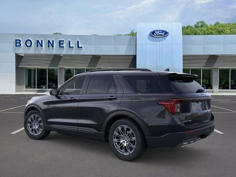New 2026 Ford Explorer Active w/ Active Comfort Package image 4