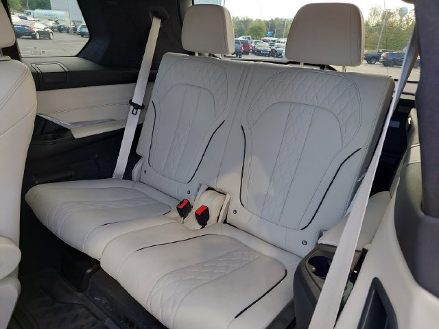 Used 2023 BMW X7 xDrive40i w/ Executive Package AWD/4WD image 20