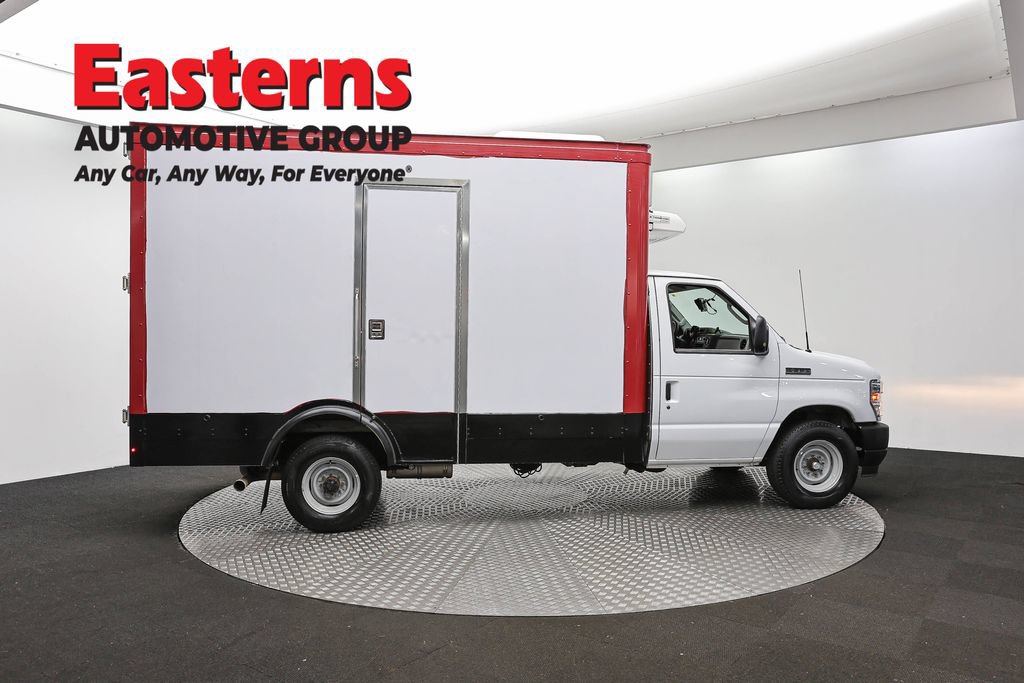 Used 2023 Ford E-350 and Econoline 350 Super Duty w/ Power Windows & Locks Group RWD image 5
