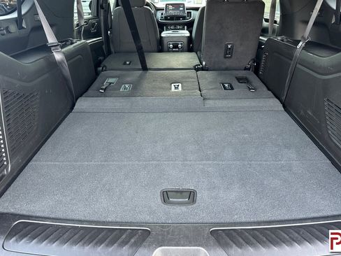 Certified 2023 GMC Yukon XL SLE w/ Gmc Pro Safety Plus Package image 18