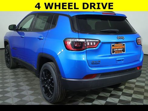 New 2026 Jeep Compass Latitude image 6