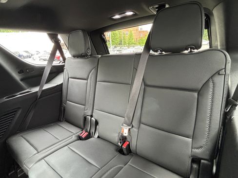 Used 2022 GMC Yukon Denali w/ Denali Reserve Package RWD image 34
