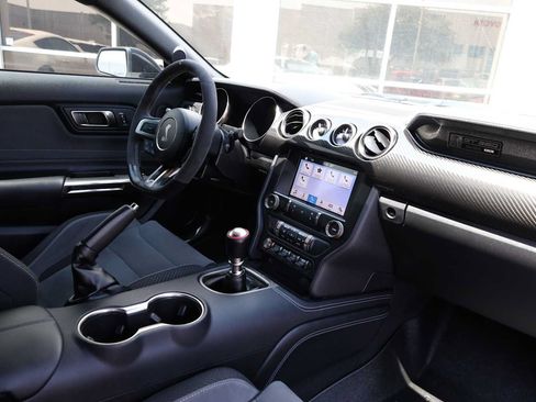 Used 2019 Ford Mustang Shelby GT350 w/ Technology Package RWD image 12