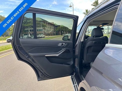 Used 2020 BMW X7 xDrive40i w/ Cold Weather Package AWD/4WD image 22