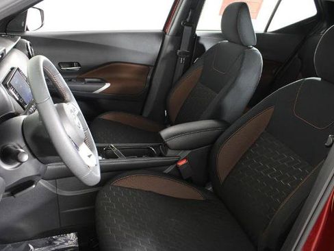Certified 2024 Nissan Kicks SR FWD image 20