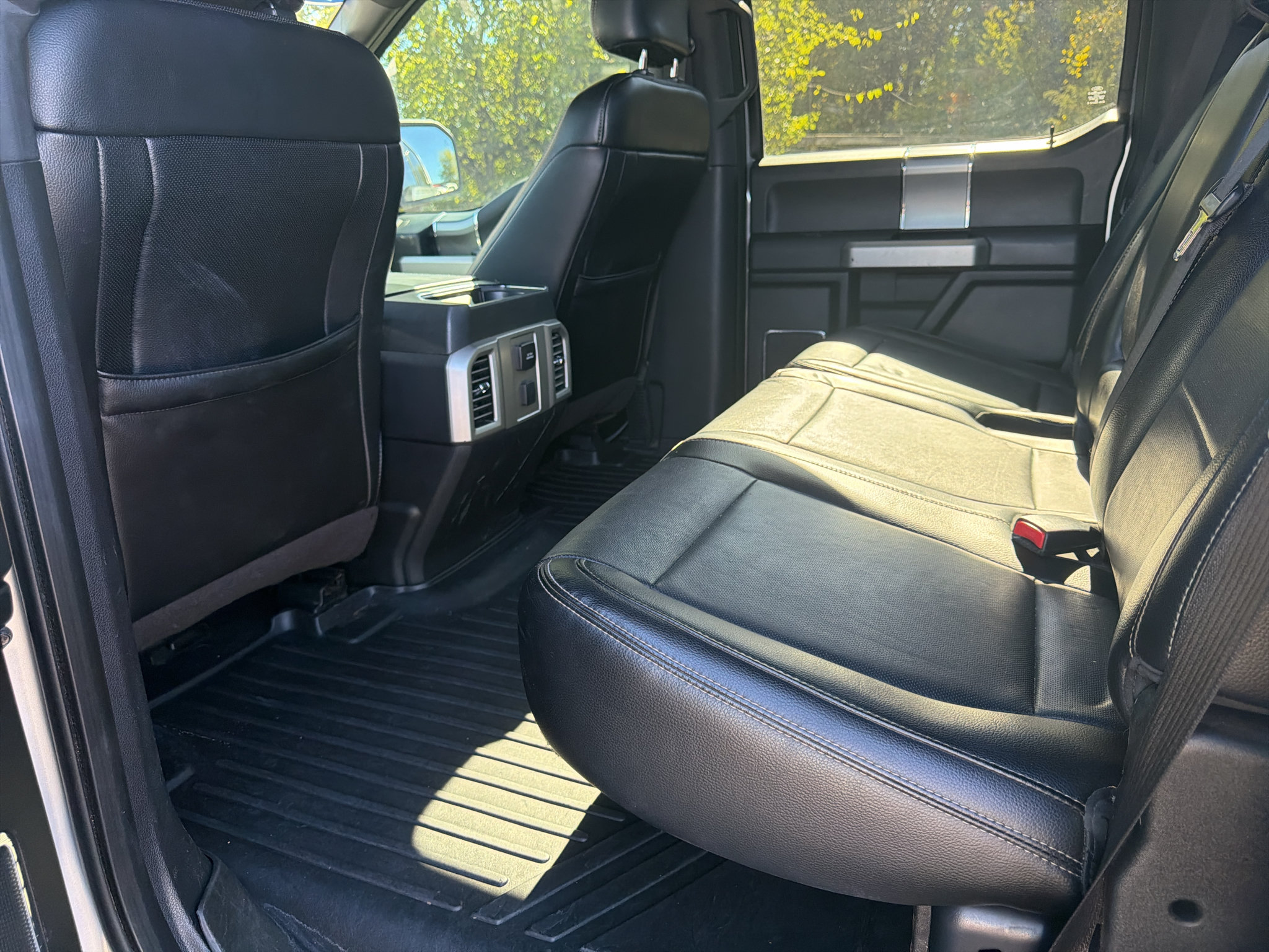Used 2015 Ford F150 Lariat AWD/4WD image 25