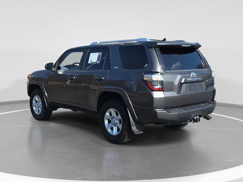 Used 2015 Toyota 4Runner SR5 image 7