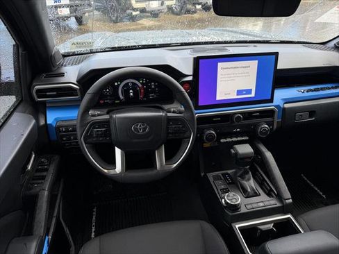 Certified 2025 Toyota Tacoma TRD Off-Road w/ TRD Off Road Upgrade Package image 13