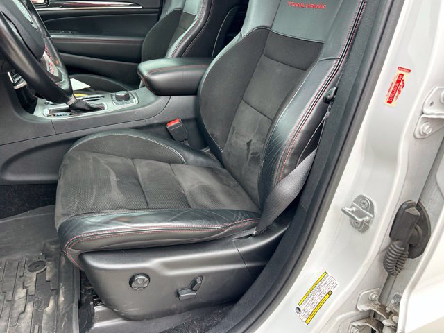 Used 2020 Jeep Grand Cherokee Trailhawk AWD/4WD image 16