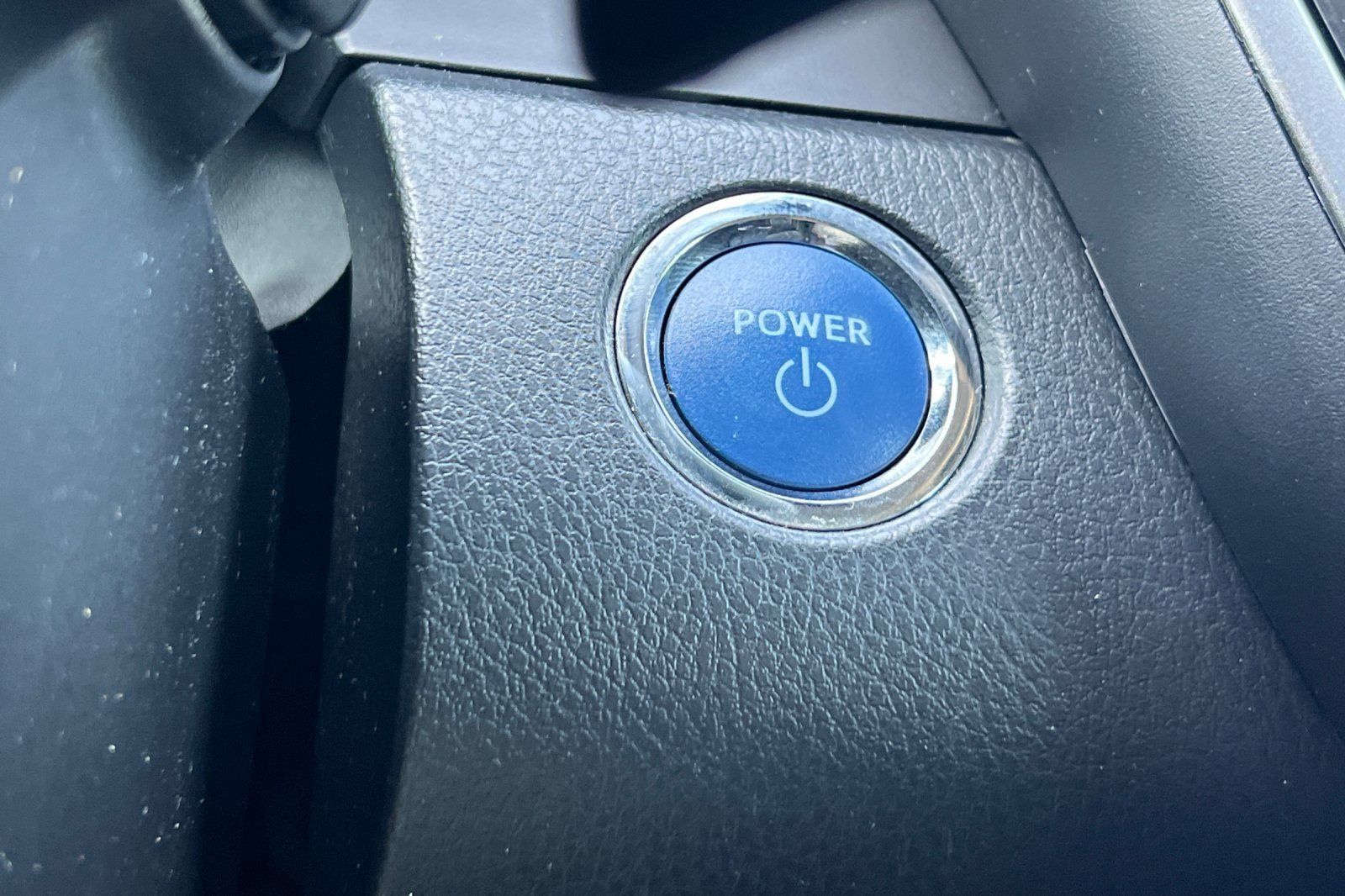 Used 2022 Toyota Camry XSE FWD image 28
