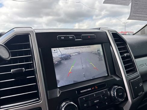 Used 2019 Ford F350 Lariat AWD/4WD image 20