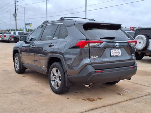 Certified 2024 Toyota RAV4 LE AWD/4WD image 2