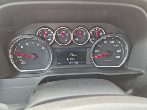 Used 2021 Chevrolet Silverado 1500 LT AWD/4WD image 14