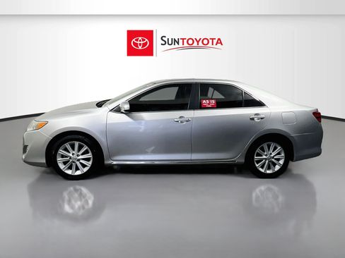 Used 2014 Toyota Camry XLE FWD image 7