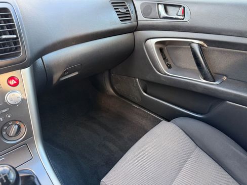 Used 2007 Subaru Outback 2.5i image 16